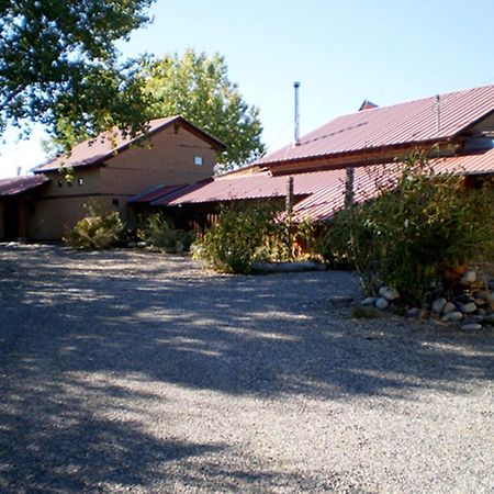 Silver River Adobe Inn Bed And Breakfast Farmington Exterior photo