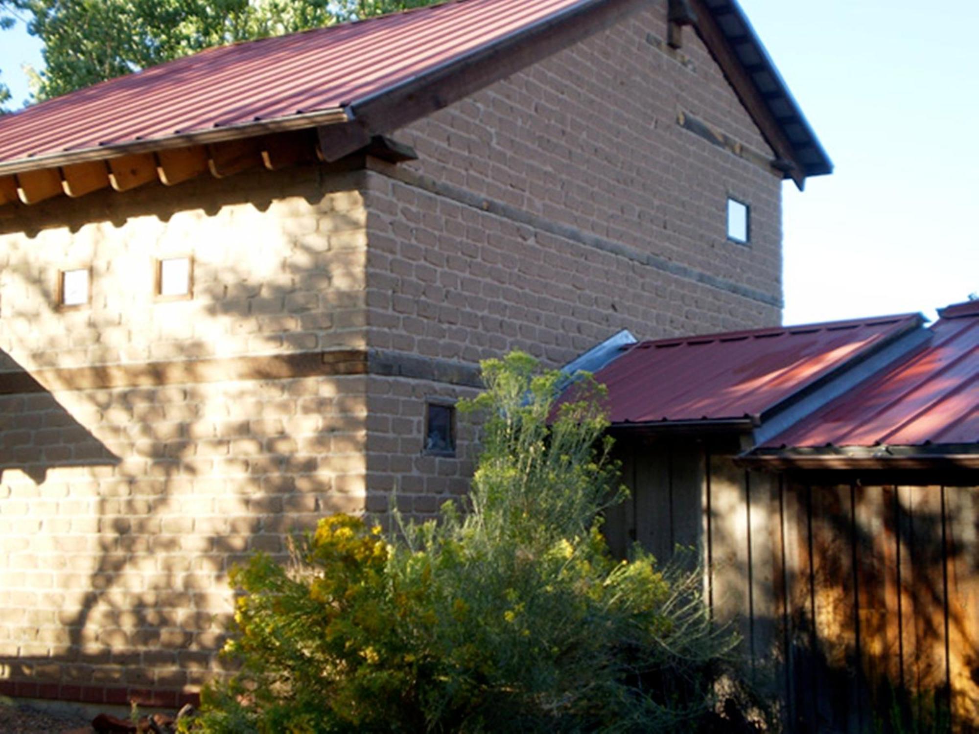 Silver River Adobe Inn Bed And Breakfast Farmington Exterior photo